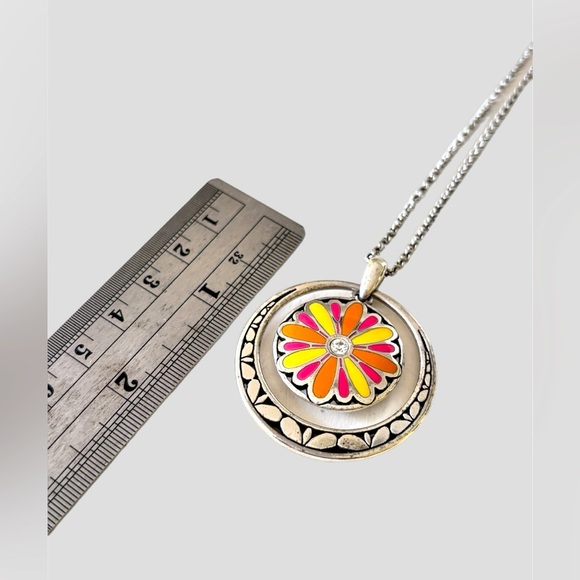 Brighton pendant with a reversible design.  Roll chain with 2 inch extension - Picture 8 of 8